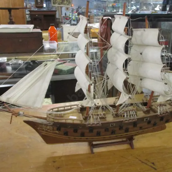 Model Boat