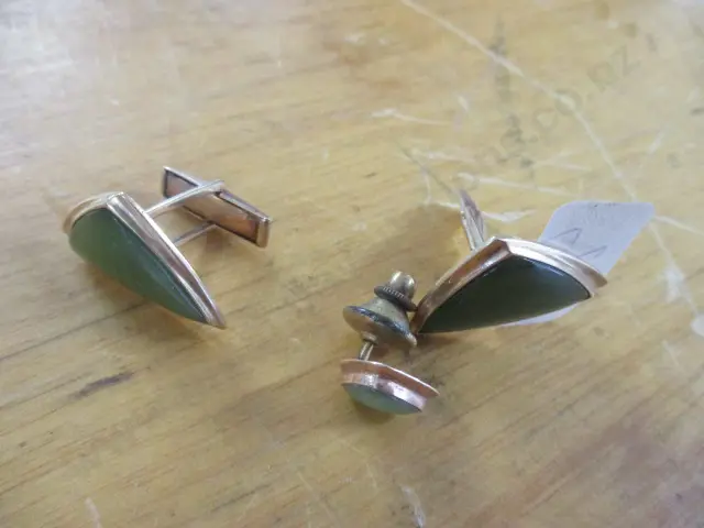 9ct Gold Cufflinks Image 1++