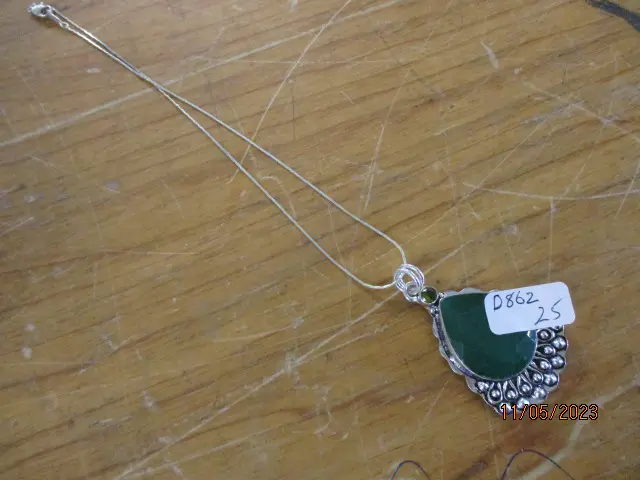 Necklace Image 1++