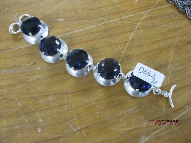 Bracelet Image 1++