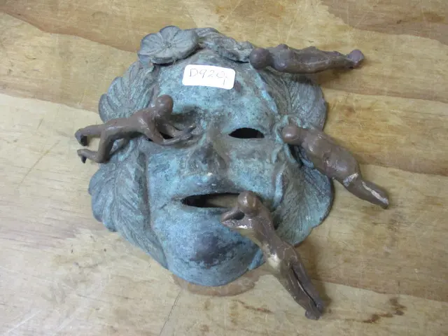 5 Bronzes Image 1++