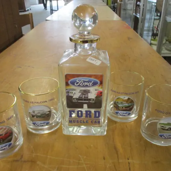 Ford Muscle Car Decanter Set