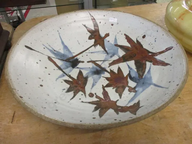 Pottery Bowl Image 1++