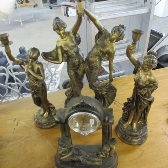 Diana Clock Set