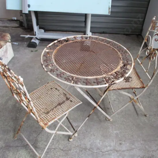 Rusty French Cafe Table and 2 Chairs