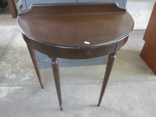 Hall Table Image 1++
