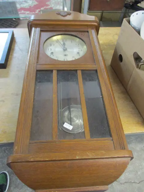 Oak Wall Clock Image 1++