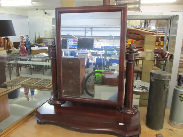 Cheval Mirror Image 1++