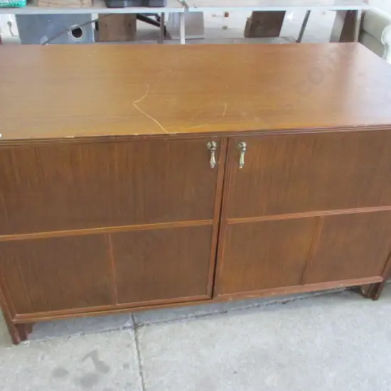 Sideboard