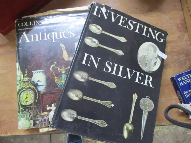 Books Image 1++