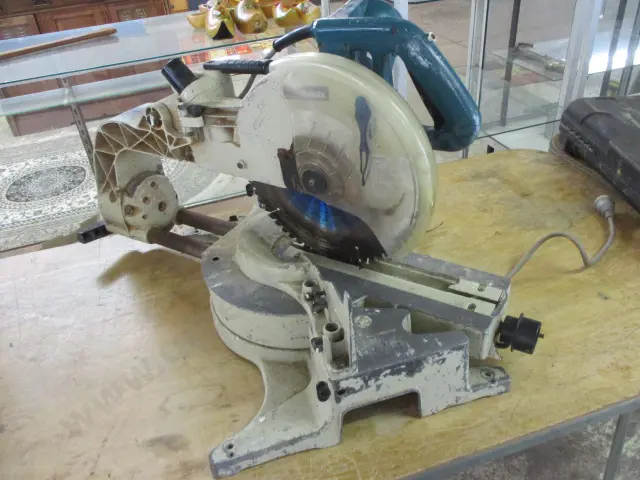 Mitre Saw Image 1++