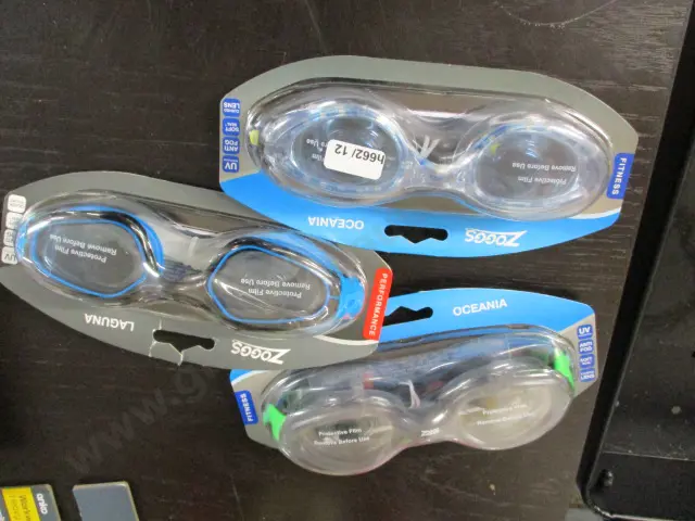 Goggles Image 1++