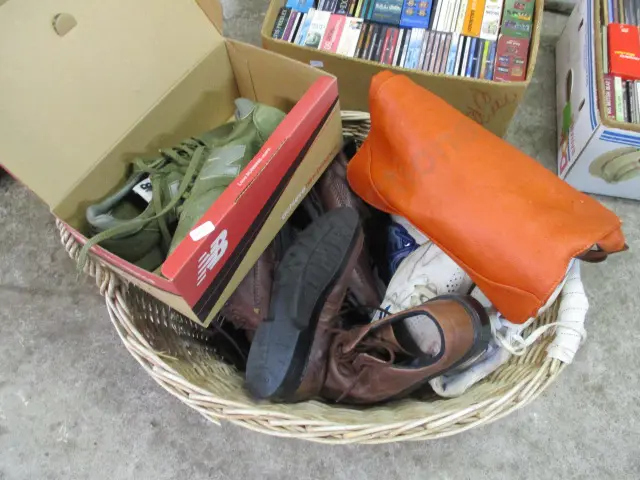 Shoes Image 1++
