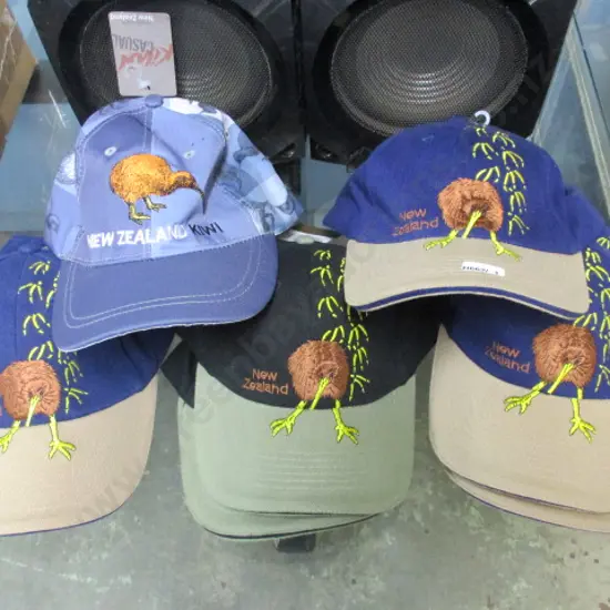 Caps
