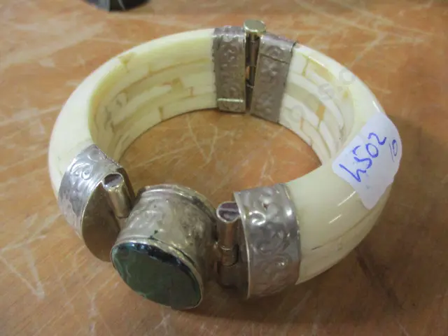 Bangle Image 1++