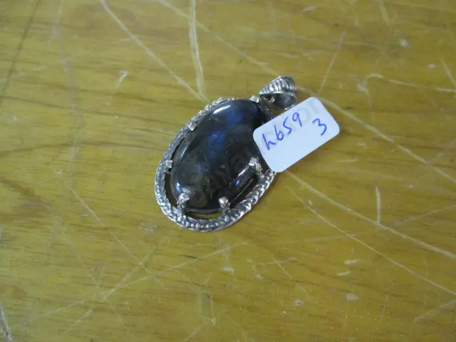 Silver Pendant Image 1++