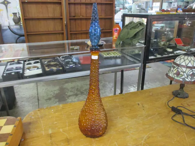 Mis-matched Genie Bottle Image 1++