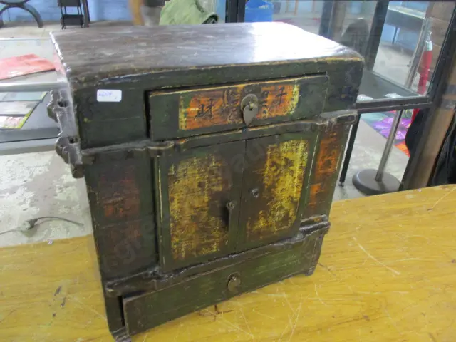 Chinese Cabinet Image 1++