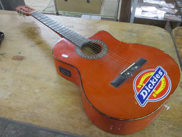Guitar Image 1++