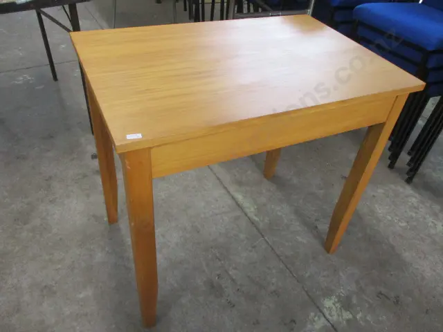 Side Table Image 1++