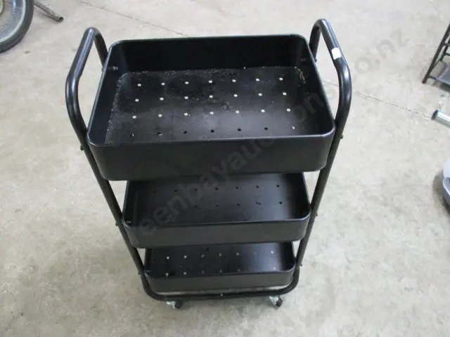 Trolley Image 1++