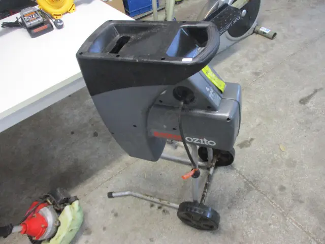 Chipper Shredder Image 1++