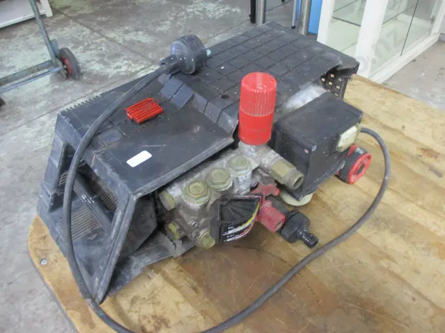 Waterblaster Image 1++