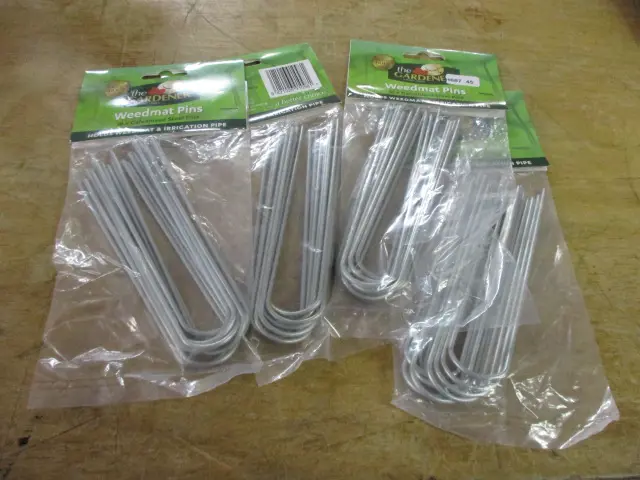 Ground Pegs Image 1++