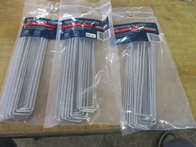 Ground Pegs Image 1++