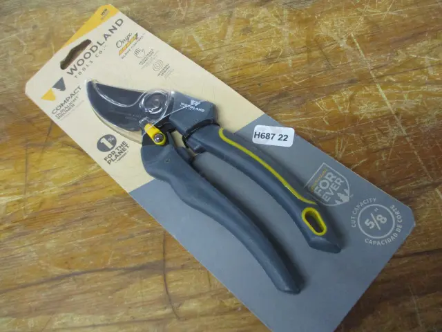 Pruner Image 1++