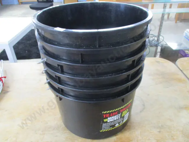 Buckets Image 1++