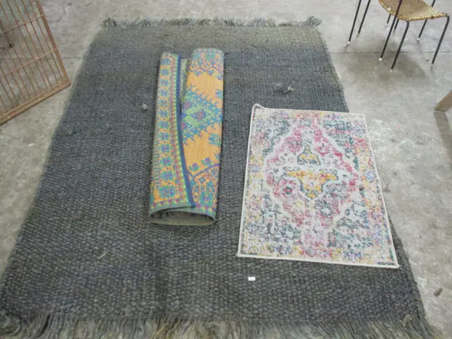 Rugs Image 1++