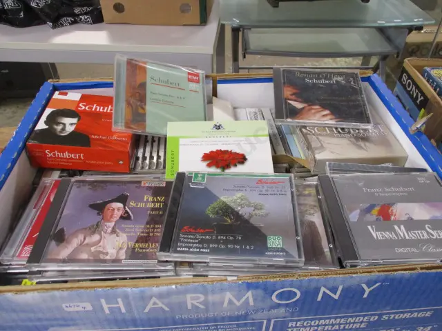 CDs Image 1++