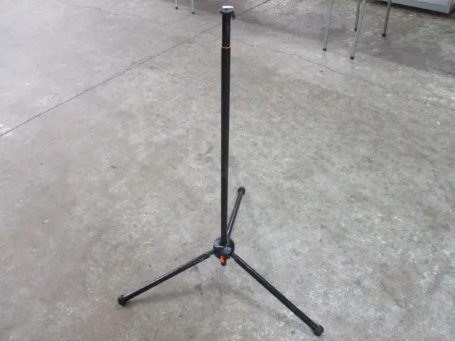 Tripod Image 1++