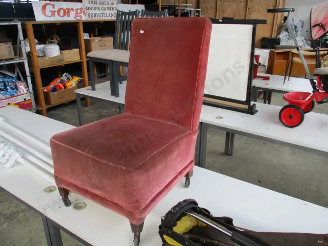 Nursing Chair Image 1++