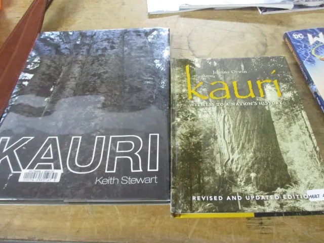 Books Image 1++
