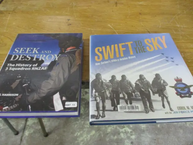Books Image 1++