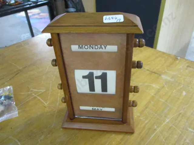 Vintage Calendar Image 1++