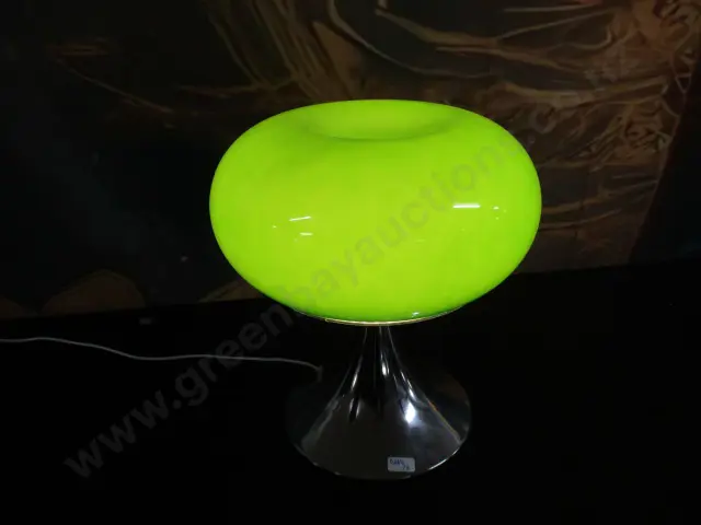Retro Lamp Image 1++