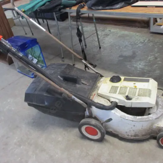 Lawnmower