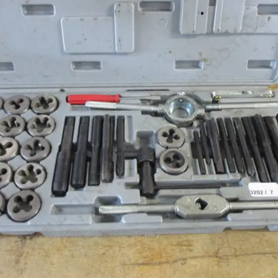 Tap and Die Set