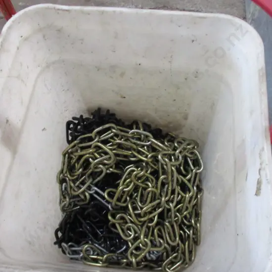 Bucket Chain