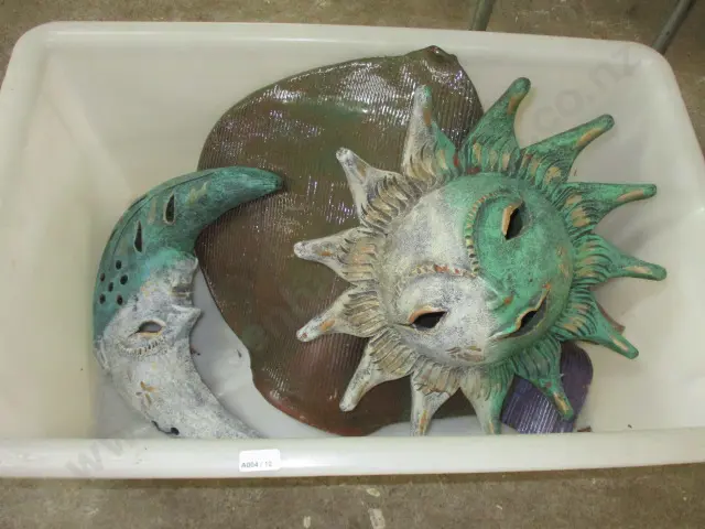Asst Pottery Image 1++