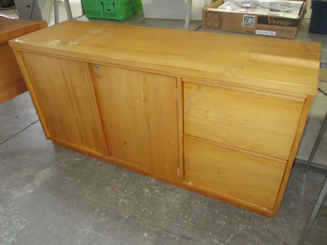 Rimu Sideboard Image 1++