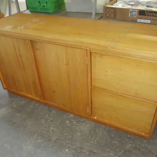 Rimu Sideboard
