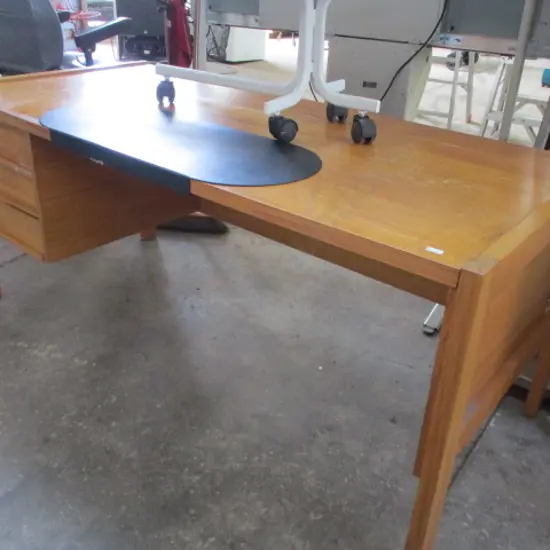 Rimu Desk