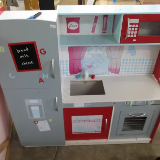 Play Kitchen