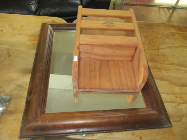 Mirror and Rack Image 1++