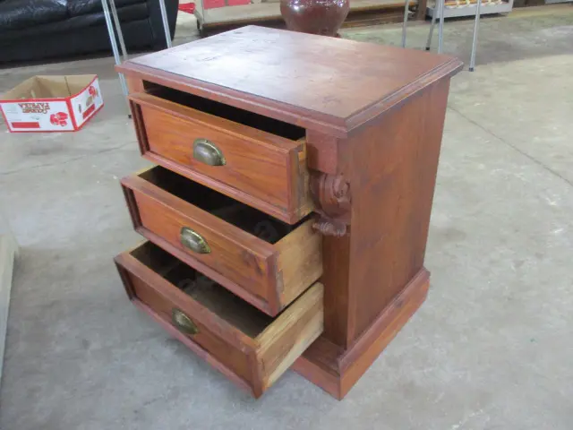 Bedside Drawers Image 1++