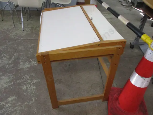 Drawing Table Image 1++
